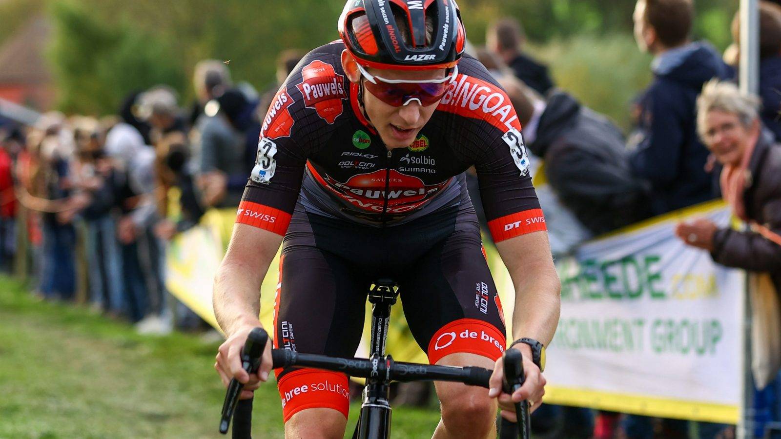 Belgian Michael Vanthourenhout pictured in action during the men's race during the Koppenbergcross, the first race (out of eight) of the X2O Badkamers trophy, in Melden, on Tuesday 01 November 2022. BELGA PHOTO DAVID PINTENS
